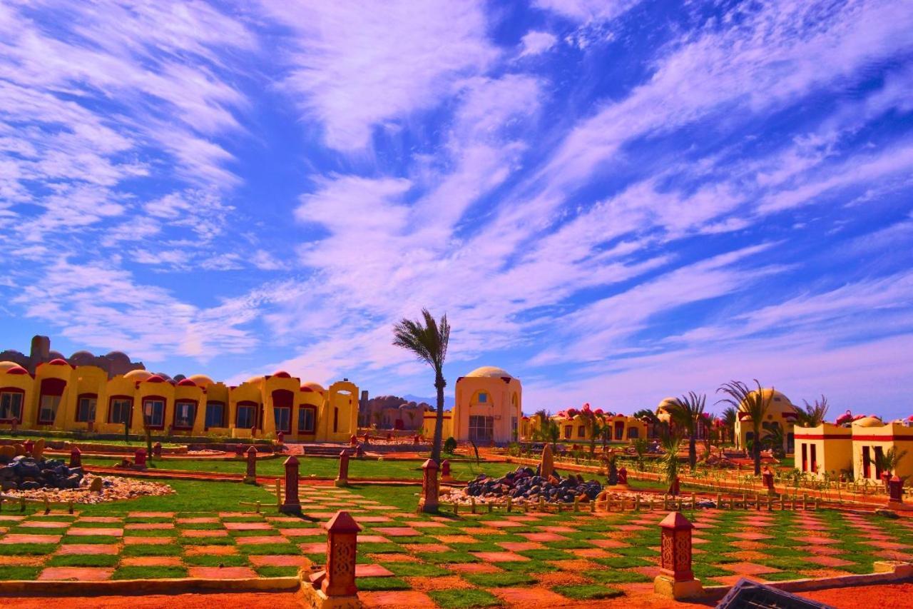 Hostmark Zabargad Beach Resort Abū Ghuşūn Eksteriør billede