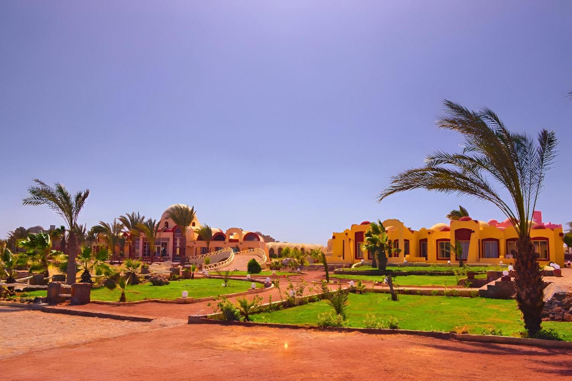 Hostmark Zabargad Beach Resort Abū Ghuşūn Eksteriør billede